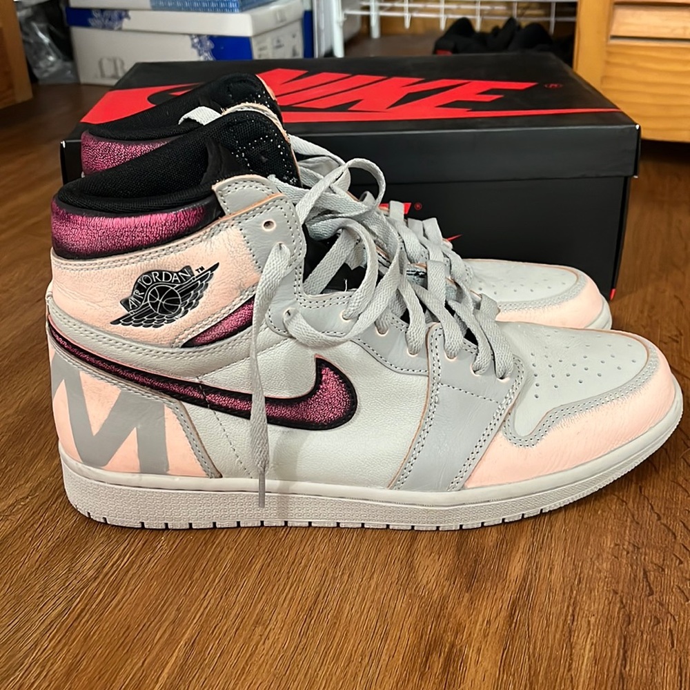 NYC TO PARIS JORDAN 1s SIZE 11M